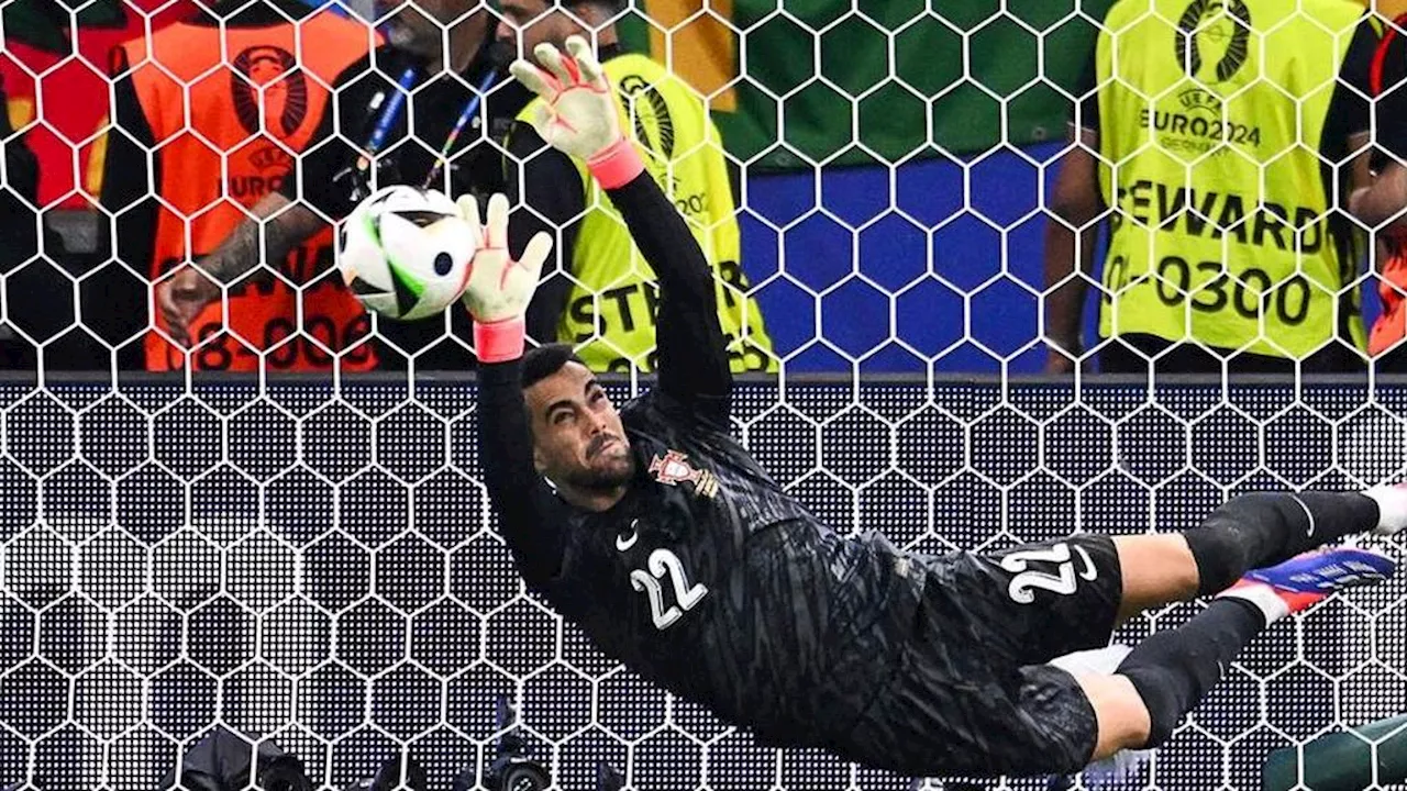 Portugal Vs Slovenia, Diogo Costa Jadi Pahlawan dengan Mentahkan Tiga Penalti