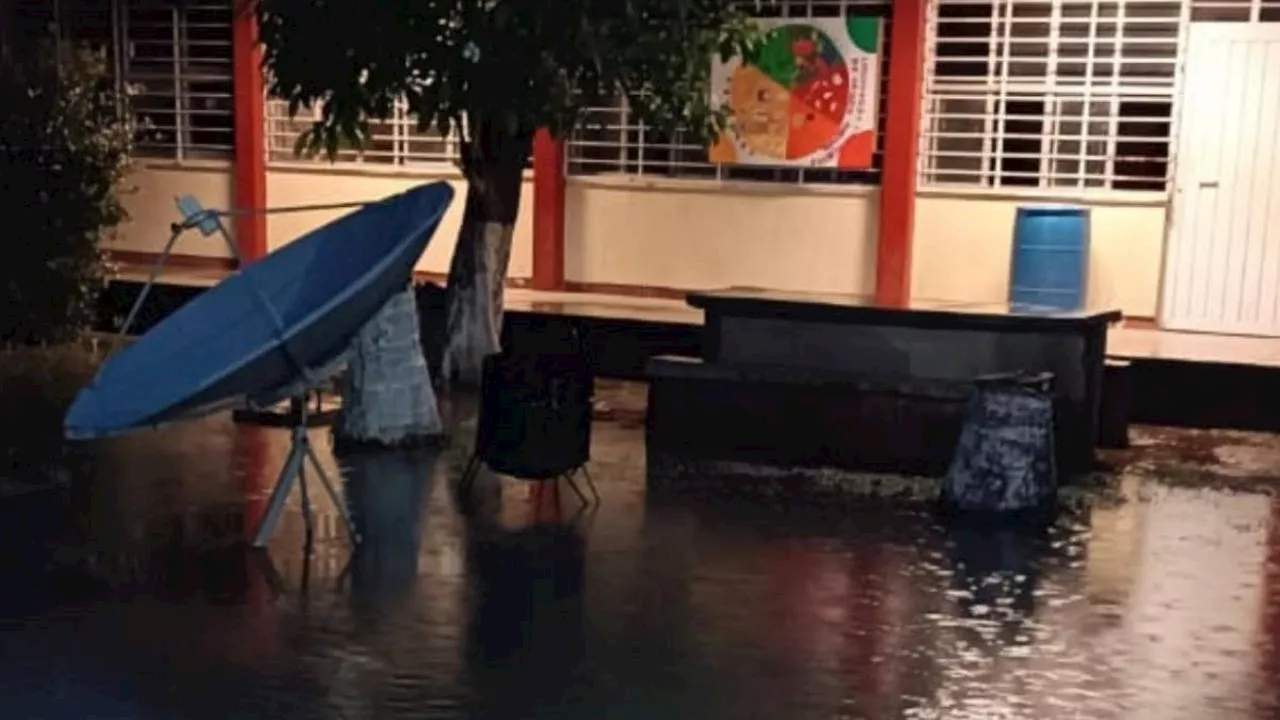 Por lluvias suspenden clases en escuelas del Istmo, Oaxaca