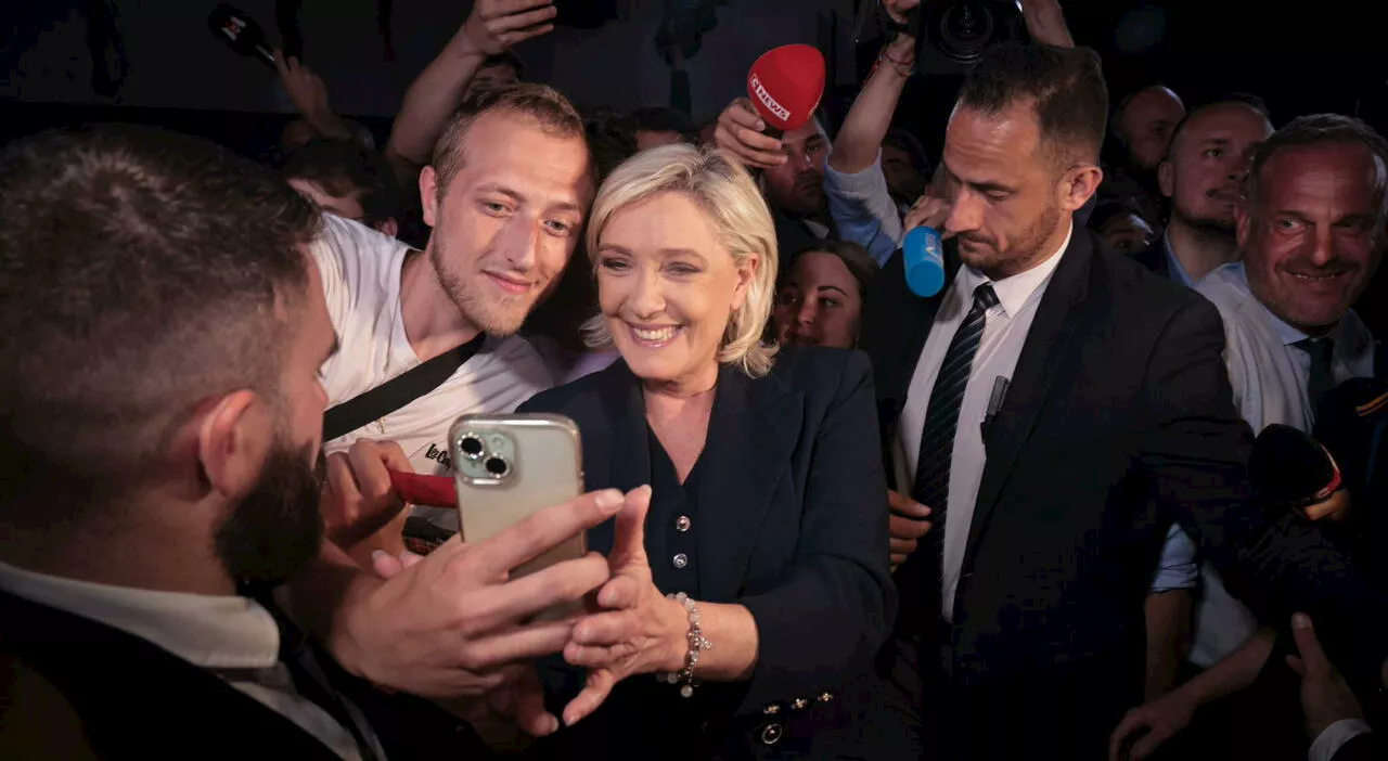 Elezioni Francia, Le Pen al 33,1%. Macron riunisce il governo alle 12. Bardella: «Pronto a confronto con Melen