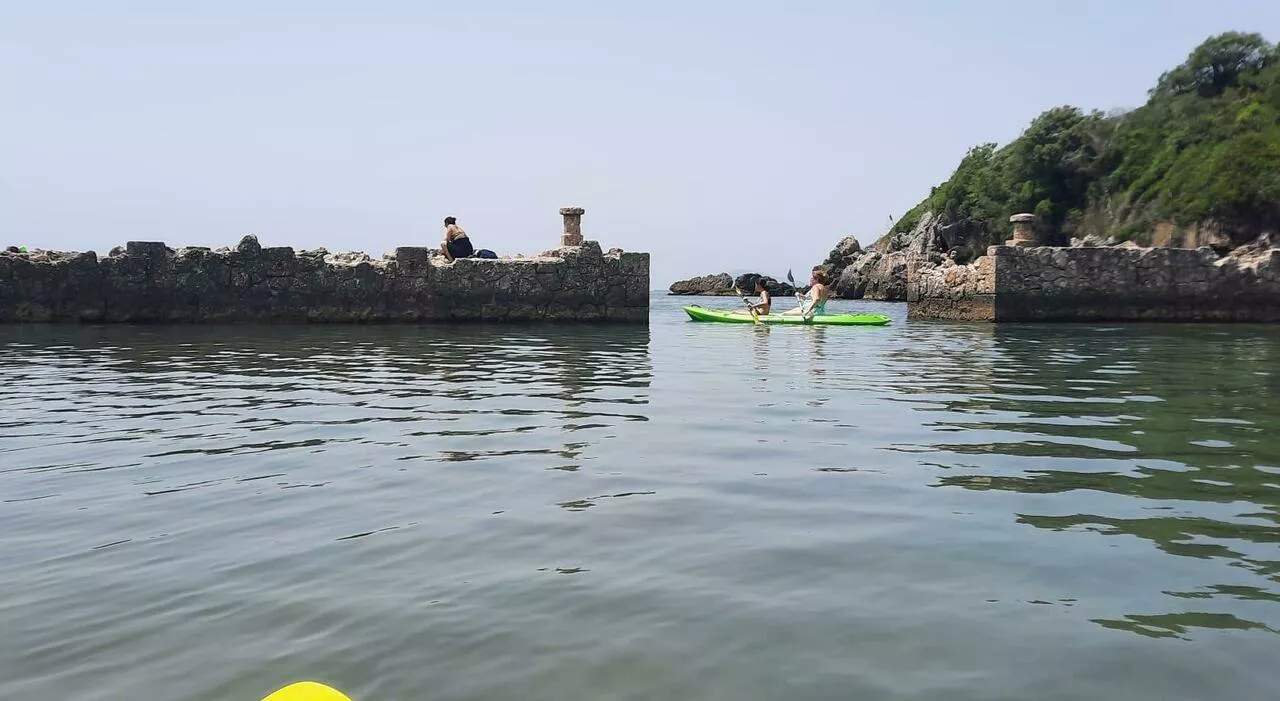 Riviera d’Ulisse, i vent’anni del Parco festeggiati con una “canoata” straordinaria