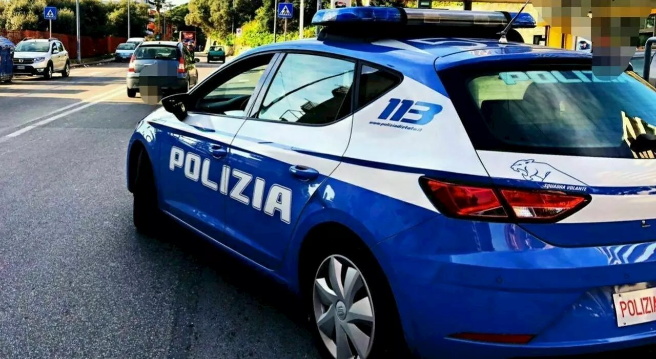 Violenta una ragazza fuori da una discoteca e filma tutto: arrestato 19enne a Pontedera