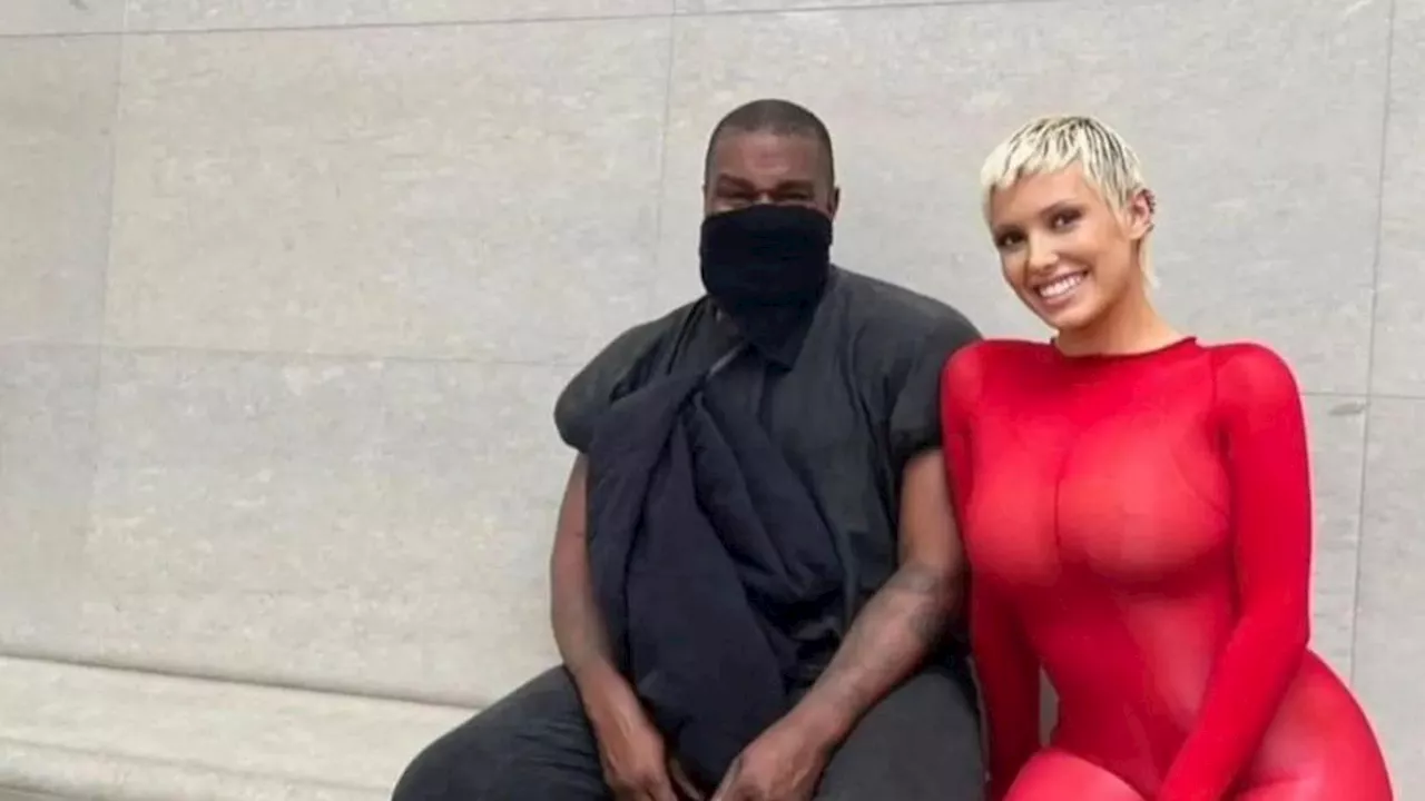 Istri Kanye West Digugat karena Dugaan Mengirimkan Film Porno ke Staf Yeezy