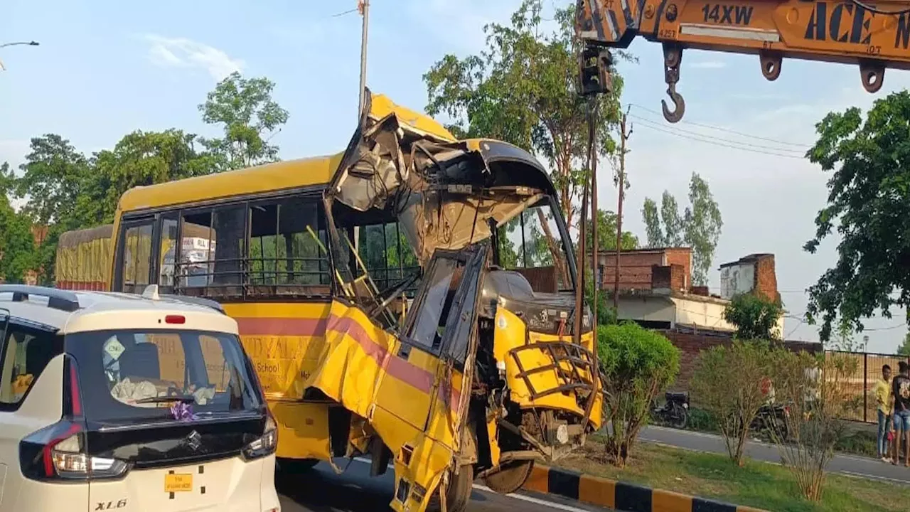 अयोध्या से दर्शन कर घर लौट रही श्रद्धालुओं से भरी बस अनियंत्रित हो कर पोल से टकराई, 1 की मौत और 9 घायल