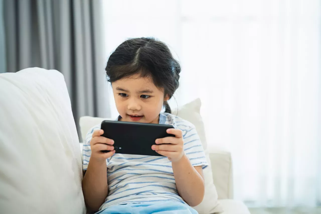 Stop giving screens to children to soothe tantrums, because it makes ...