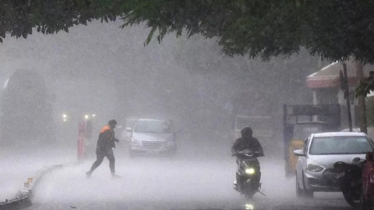 Weather Update: आईएमडी ने जारी की इन राज्यों में भारी बारिश की चेतावनी, जानें कैसा रहेगा आपके शहर में मौसम