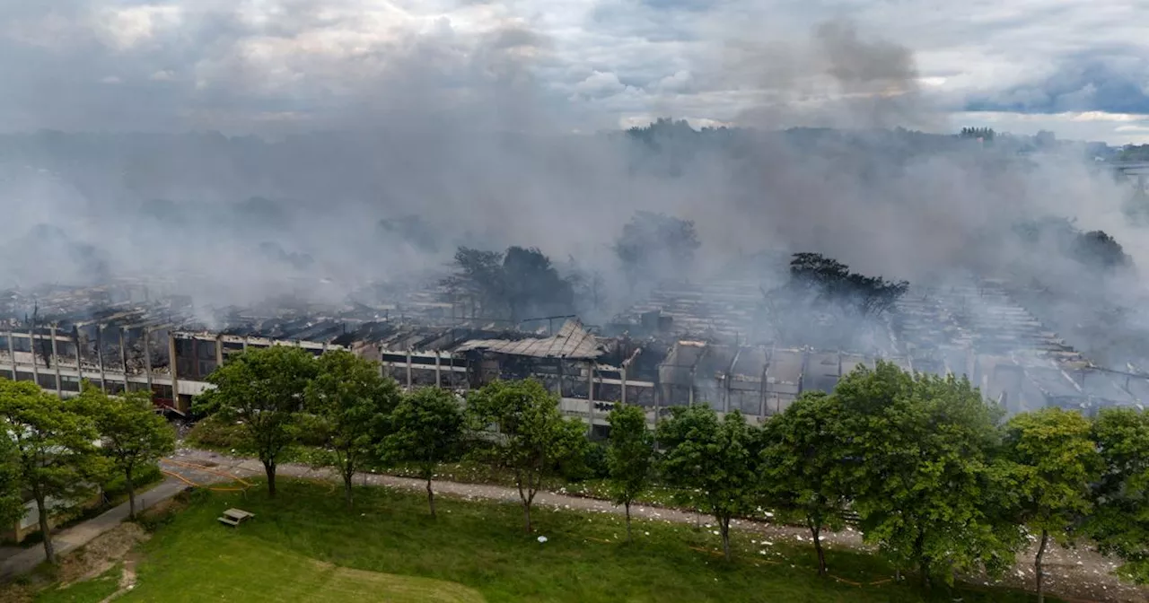 Live fra storbrand: Politiet med ny melding