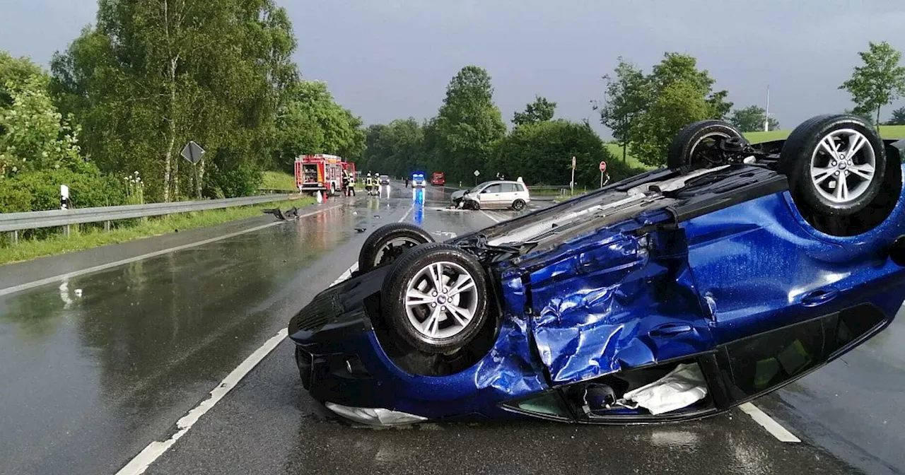 Unfall mit zwei Verletzten bei Bad Driburg