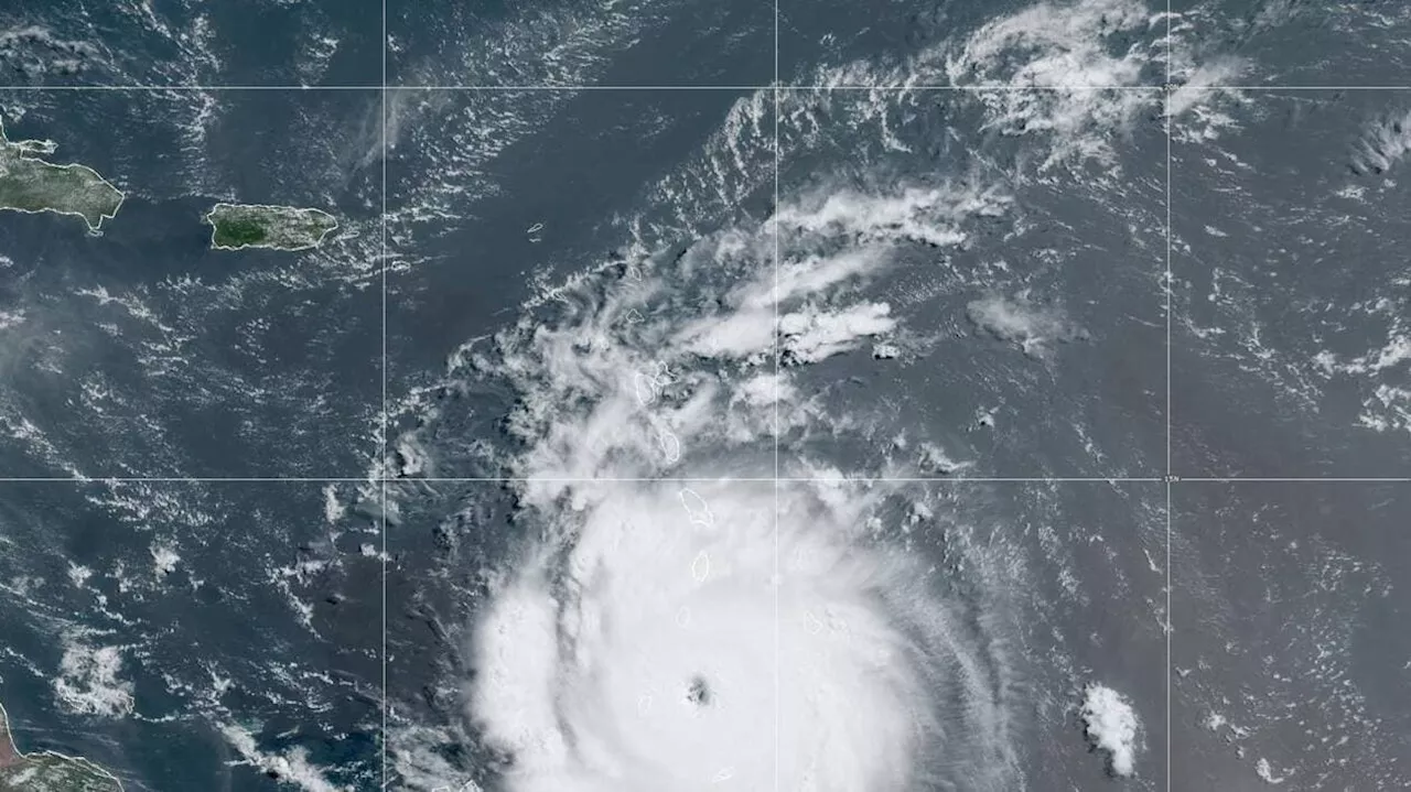 Ouragan Béryl : des vents de 240 km/h « potentiellement meurtriers » touchent la Grenade