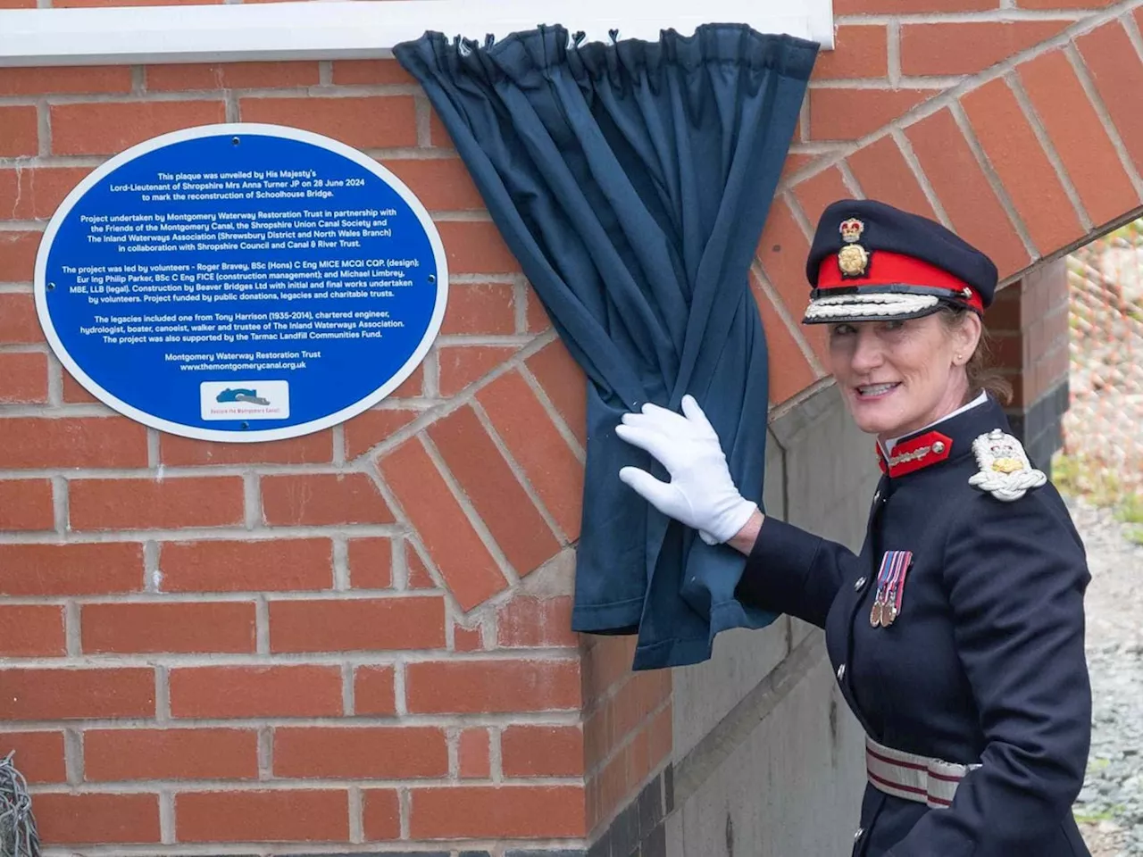 Lord Lieutenant promises to update King after marking completion of latest canal restoration project