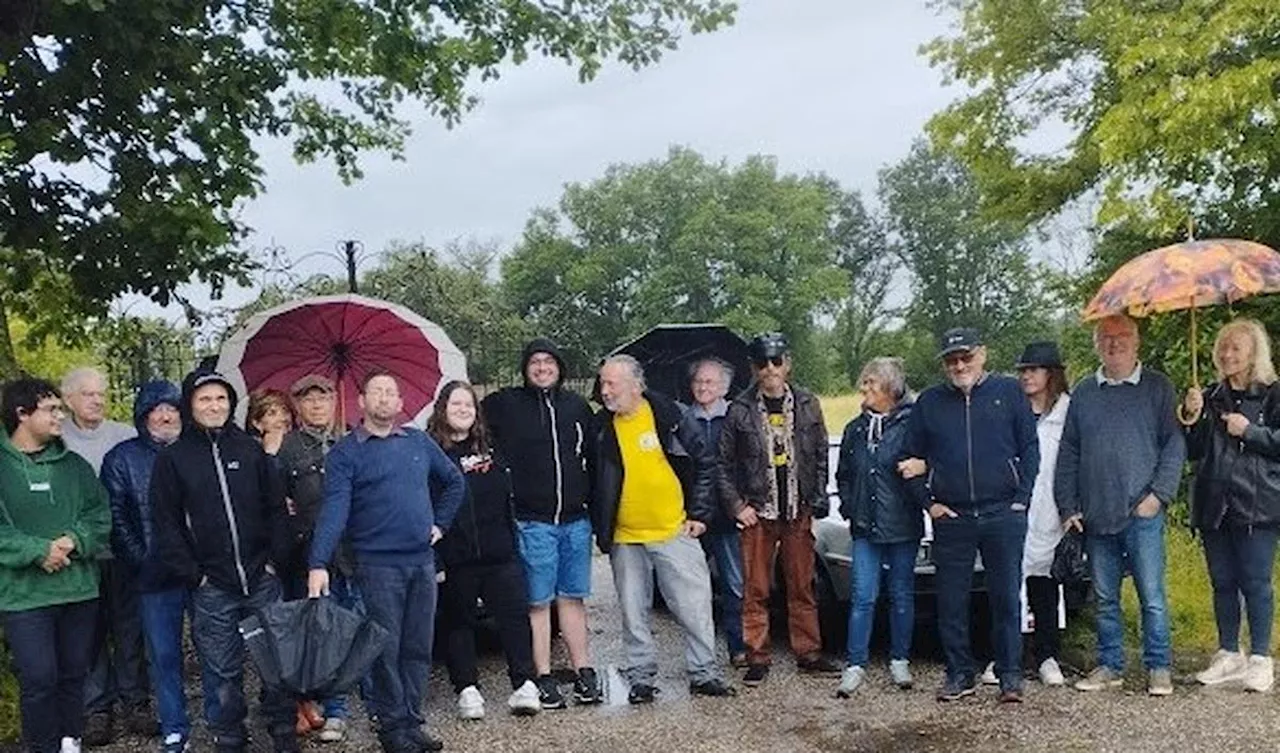 En Dordogne, un collectif soutient toujours l’héritier du château de Sanxet, expulsé sur décision de justice