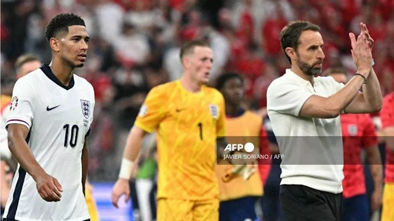  Inggris ke Perempat Final, Suporter Revisi Masa Depan Southgate