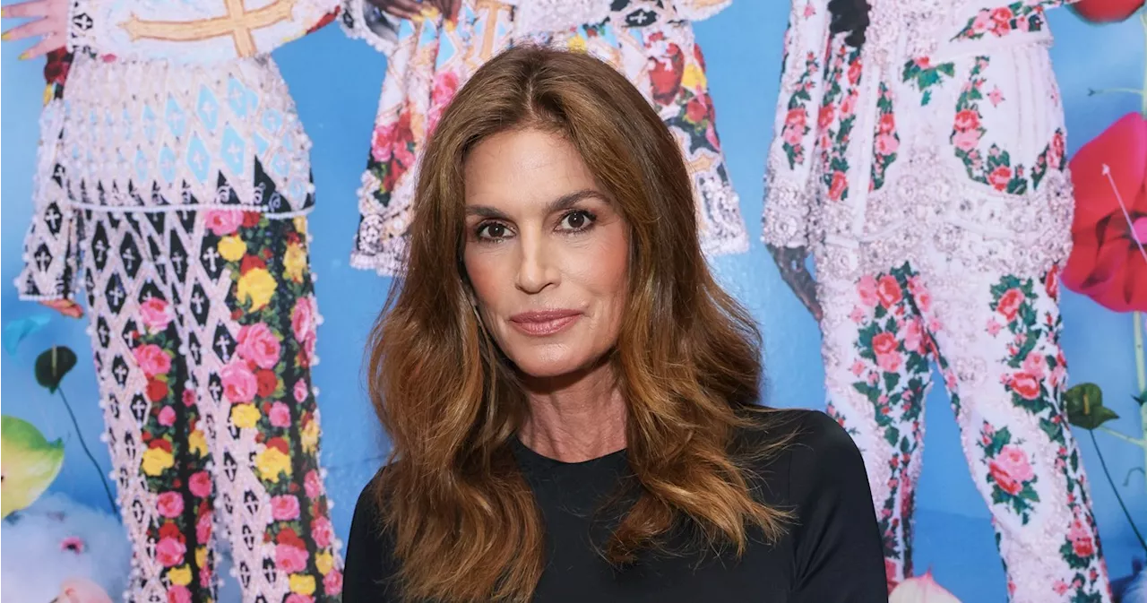 Cindy Crawford Recreates Her Iconic Leather Jacket Look 40 Years Later