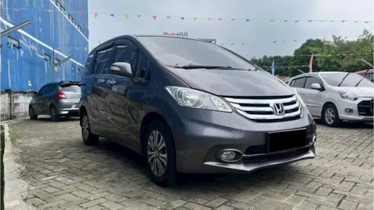 Lebih Laku Mana, Toyota Sienta atau Honda Freed di Pasar Mobil Bekas?