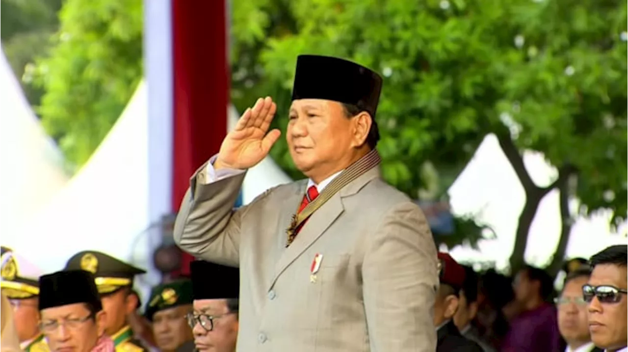 Momen Jokowi Sapa Presiden Terpilih Prabowo Subianto di HUT Bhayangkara