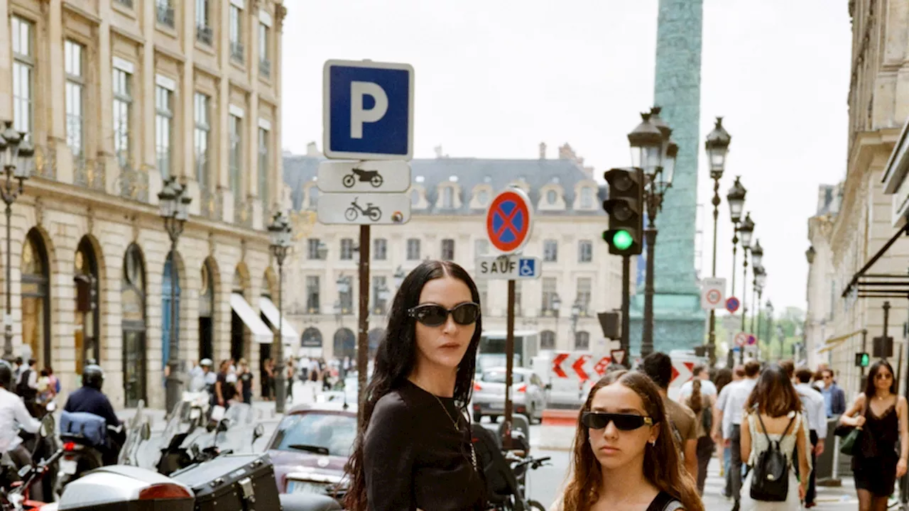 Mariacarla Boscono con la figlia Marialucas: il diario fotografico di “un'avventura” a Parigi