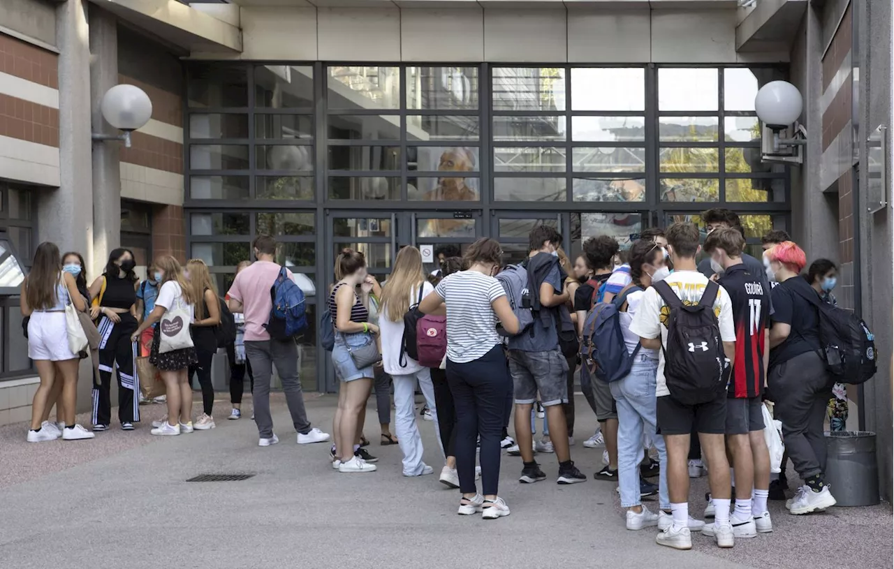 En 2023, les violences à l’école ont perduré chez les adolescents, les filles étant plus touchées que les garçons