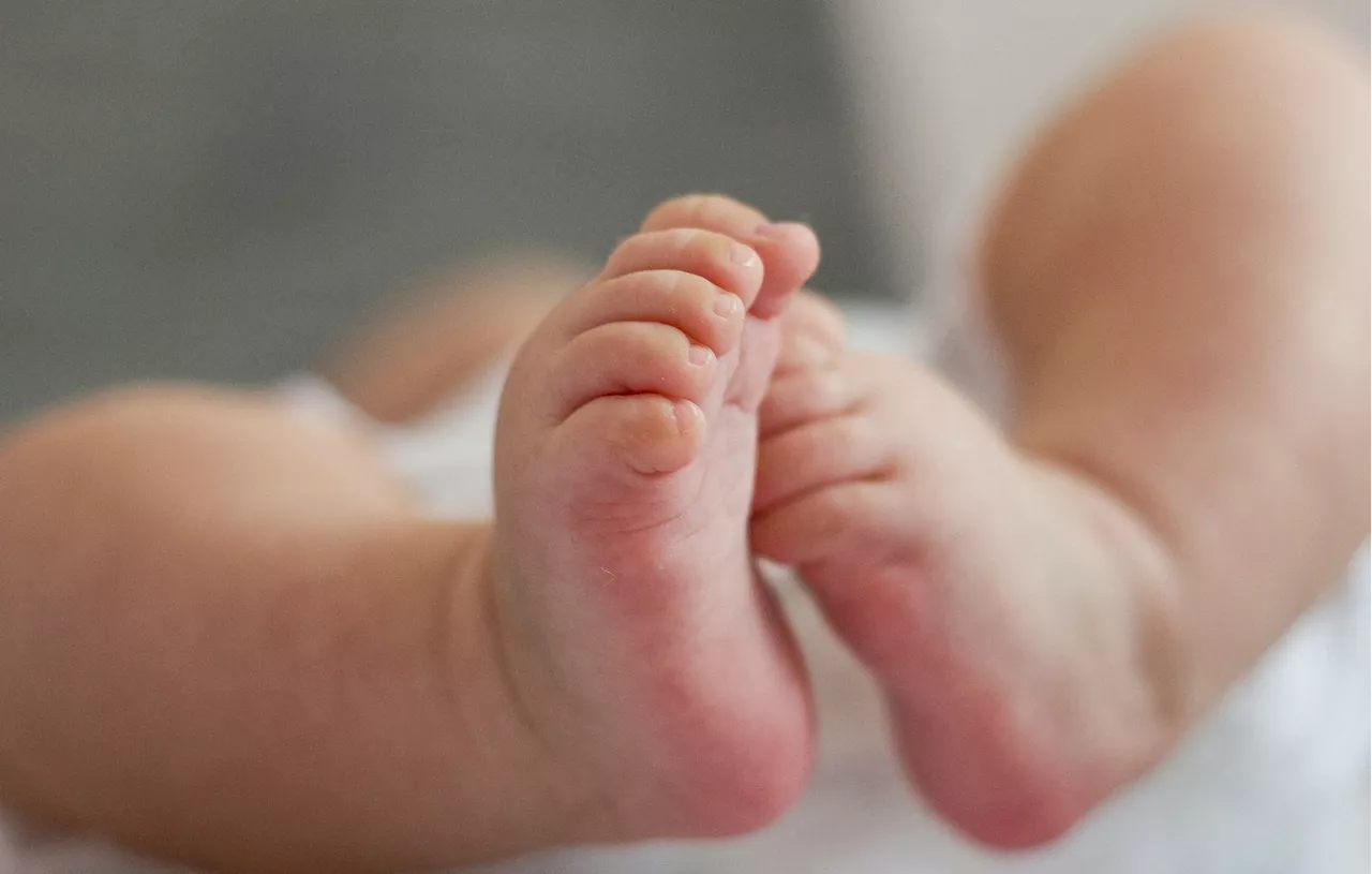 Pays-Bas : Un bébé retrouvé mort dans une voiture, son père interpellé