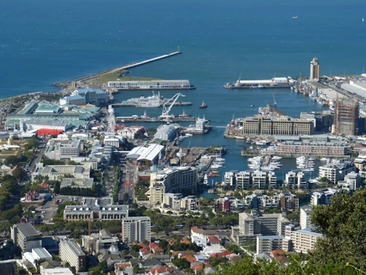 The Reason You’re Seeing More Ships On Cape Town’s Coast And Docking At Our Ports