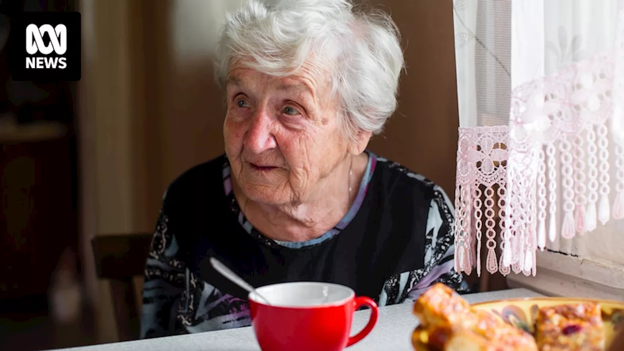 Malnutrition a 'serious problem' in older Australians, screening needed in aged care, dietitians say