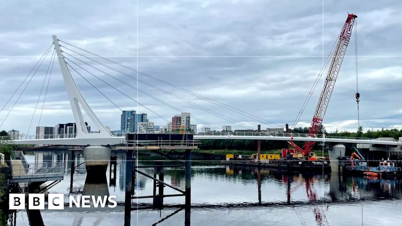 New Govan-Partick bridge installed over River Clyde in Glasgow