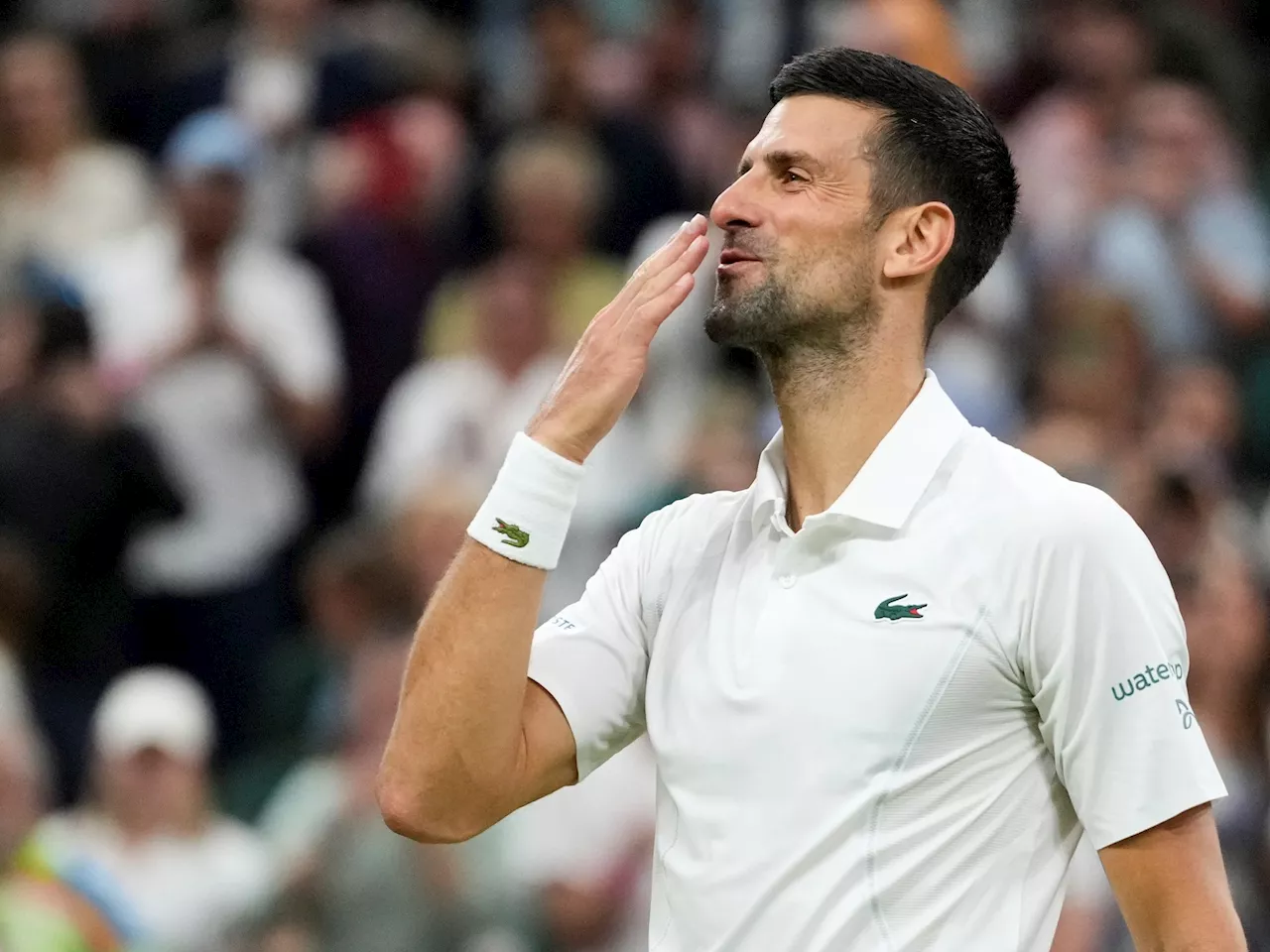 Wimbledon, hoy, día 10: Novak Djokovic se metió en semifinales sin jugar, por la lesión de De Miñaur