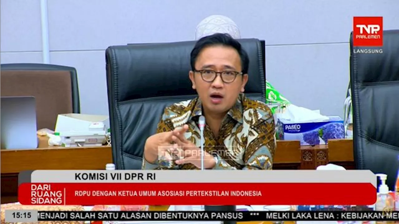 DPR Soroti PHK 10.800 Pekerja Pabrik Tekstil di Jawa Barat-Jawa Tengah