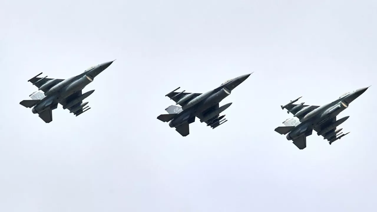 Laut USA: Nato hat mit Lieferung von F-16-Kampfjets an die Ukraine begonnen