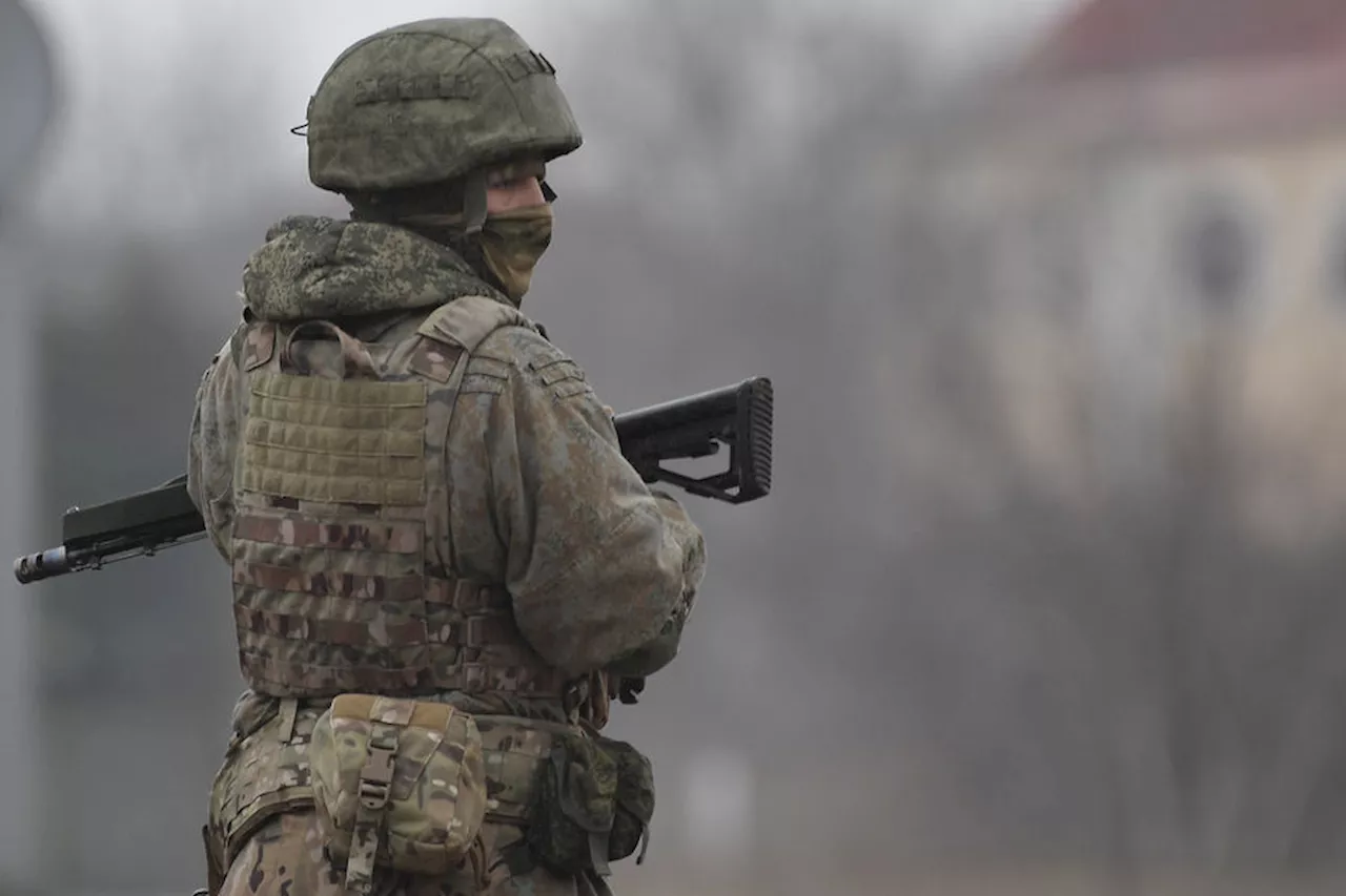 Российские военные улучшили тактическое положение на сватовском участке