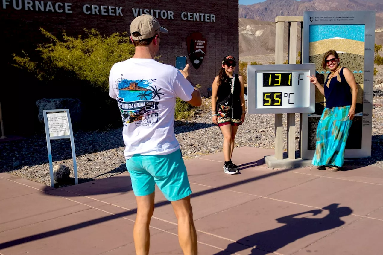 Tourists still flock to Death Valley amid searing U.S. heat wave blamed for several deaths