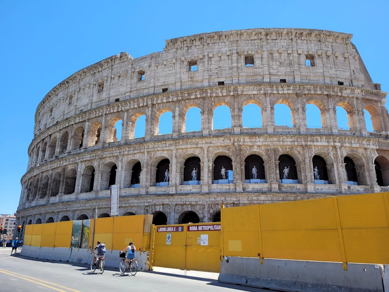 Roma, cidade eternamente em obras: por que há tantos monumentos cercados por tapumes neste momento