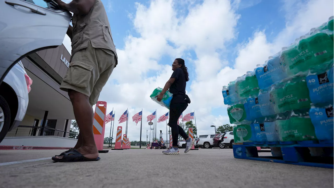 Houston heat rises as 1.7 million remain powerless after Hurricane Beryl