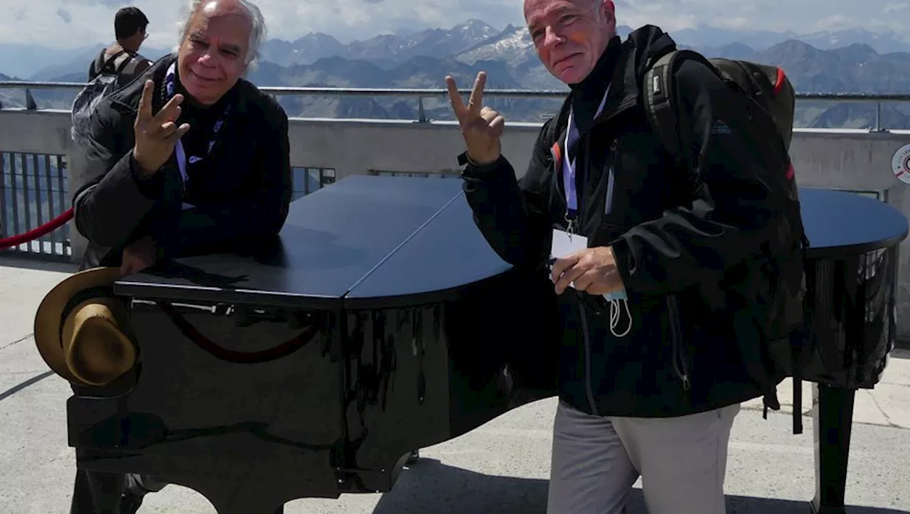 Pyrénées : ils jouent du piano à 2 877 m d’altitude pour ce célèbre festival au sommet du Pic du Midi