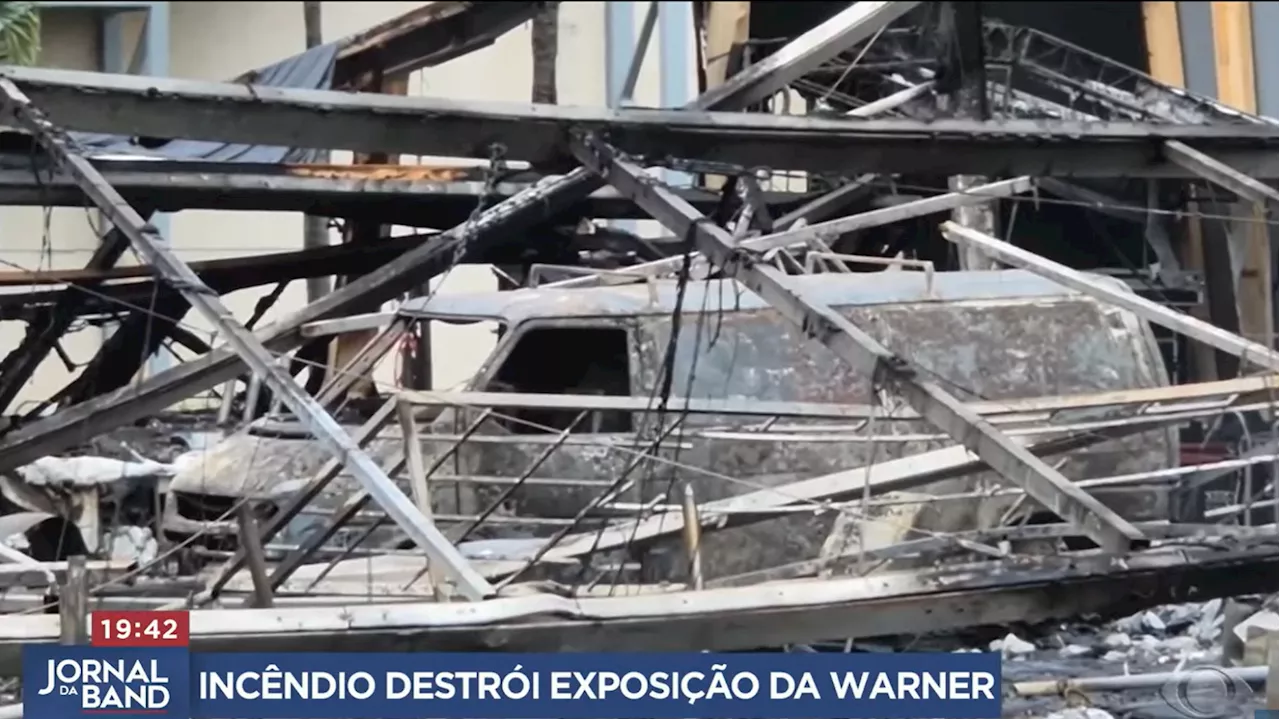 Brésil : un incendie touche l’exposition Warner Bros à Rio, de nombreux objets partis en fumée