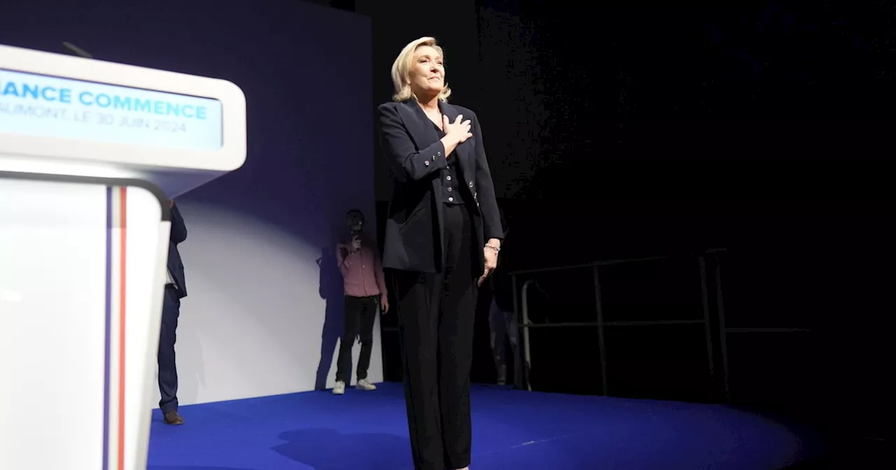 Marine Le Pen, siluro su Macron: &#034;Non facciamoci illusioni su queste belle persone&#034;