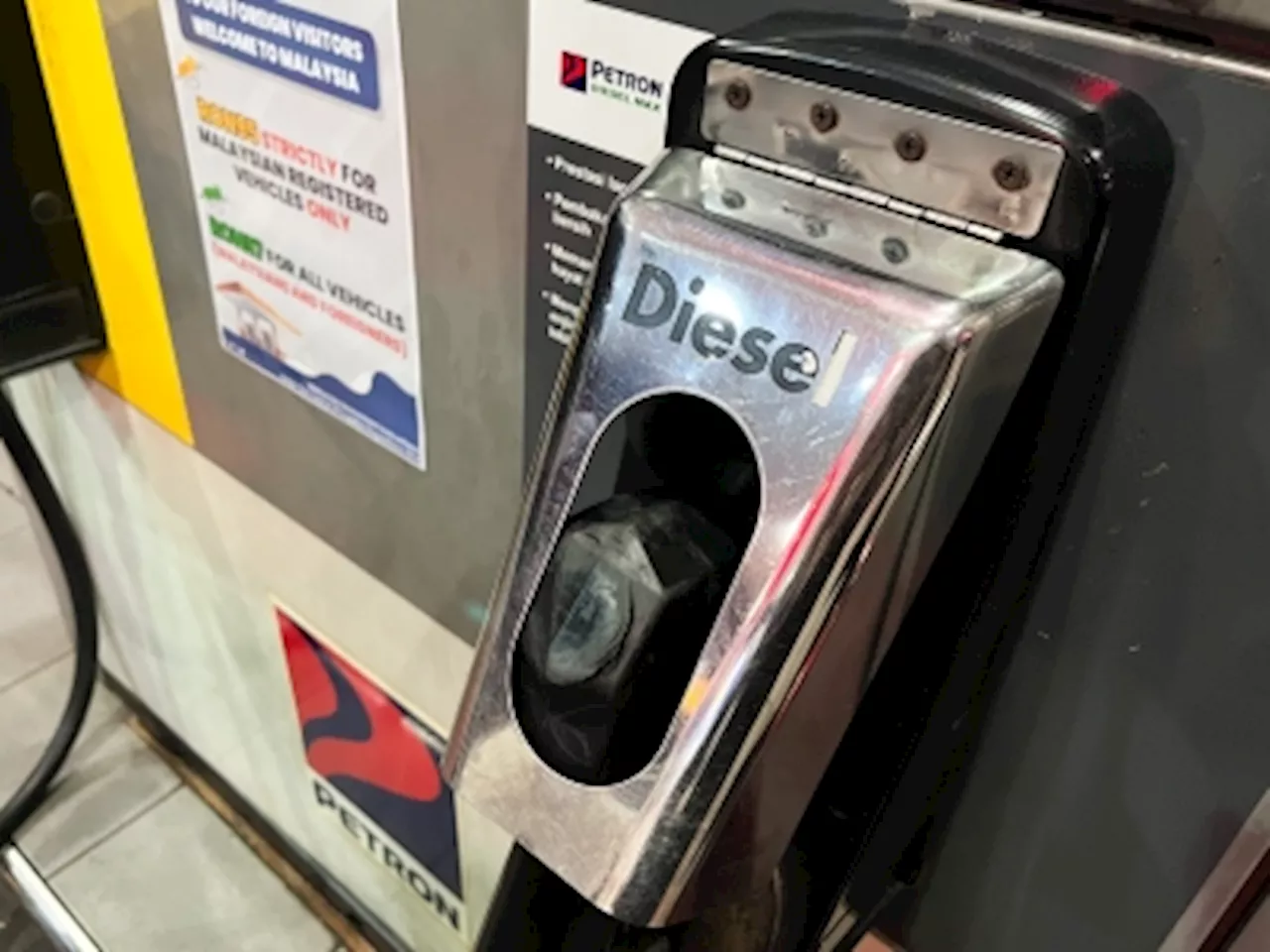 Diesel fleet card delay because oil firms were slow to issue them, minister says