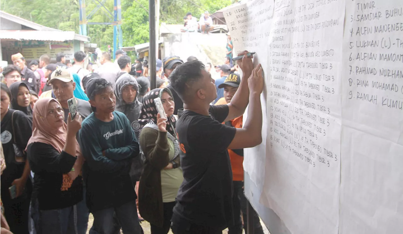 30 Korban Tanah Longsor Bone Bolango Masih dalam Pencarian