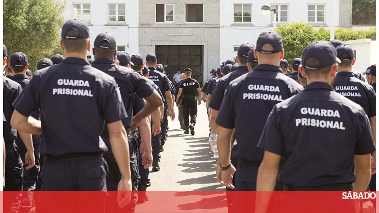 Ministério e guardas prisionais chegam a acordo sobre aumento de €300 no suplemento de missão