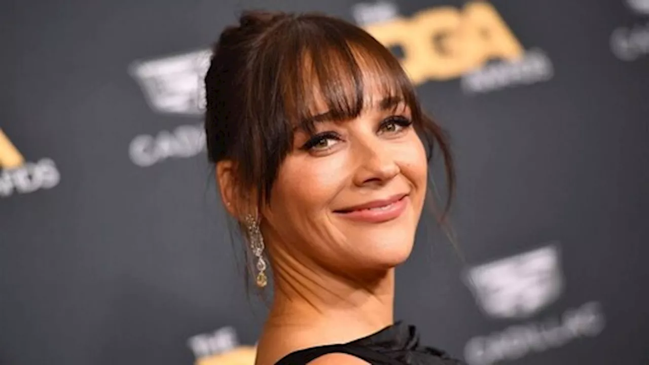 Rashida Jones als kind gebeten door chimpansee van Michael Jackson