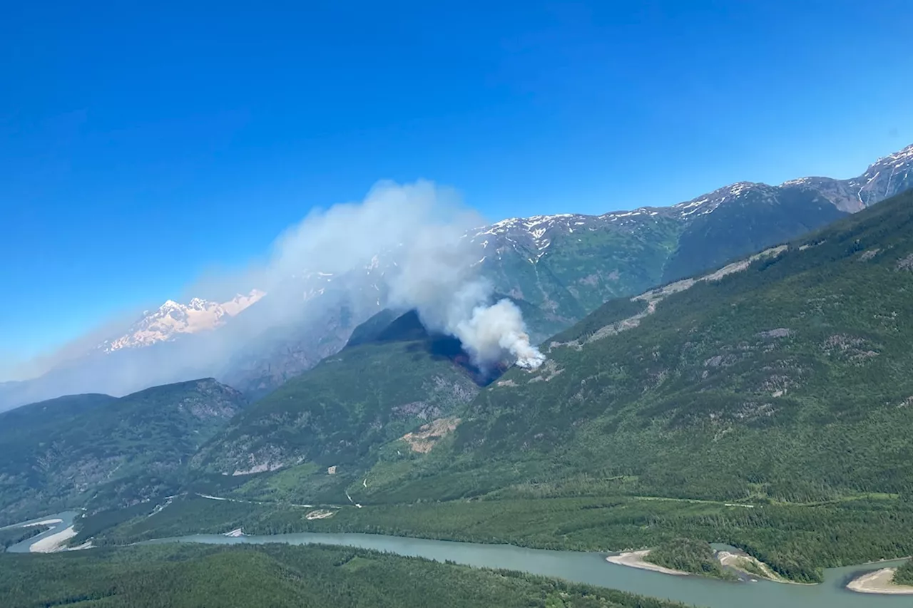 Update: Air tankers play key role in northwest B.C. wildfire battle