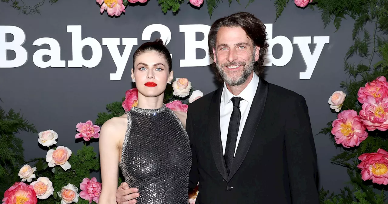 Alexandra Daddario Is Pregnant, Expecting 1st Baby With Andrew Form