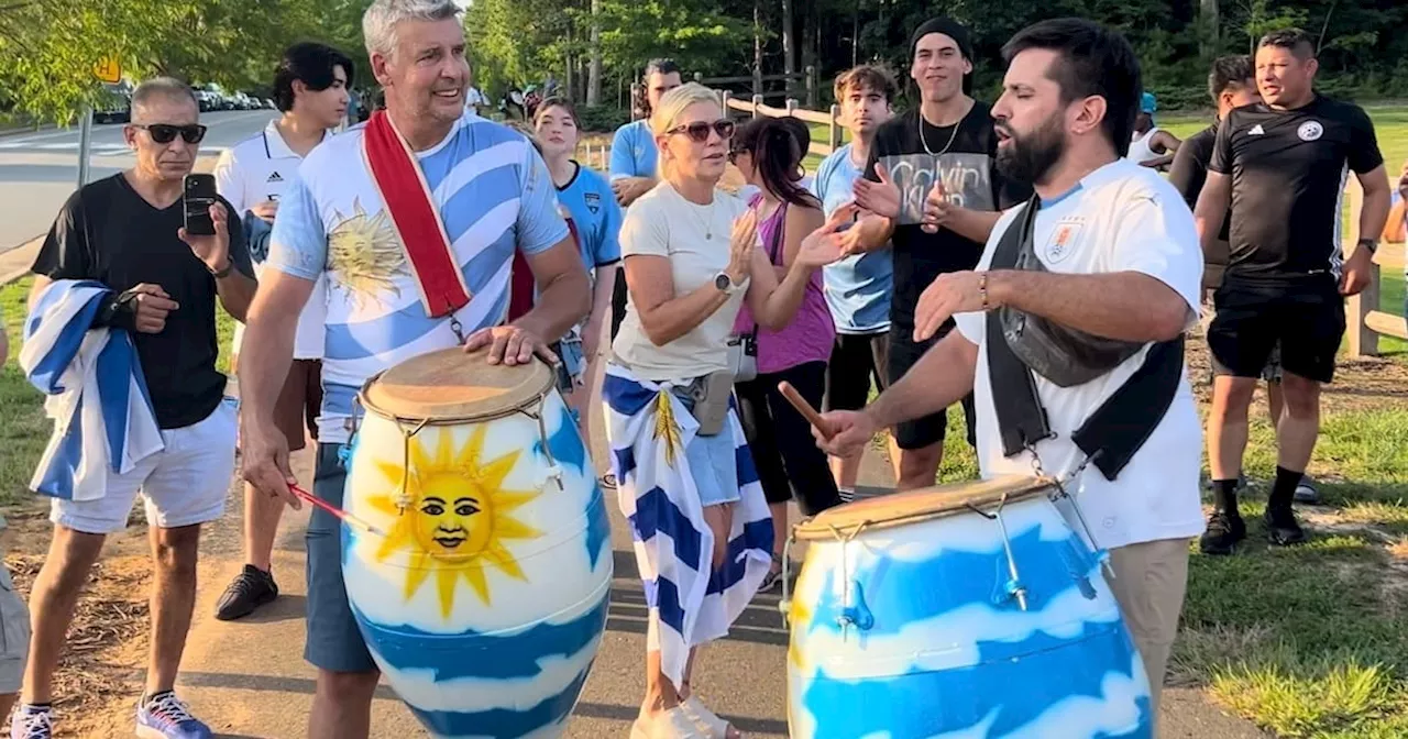 Así recibieron los hinchas a la selección de Uruguay previo al compromiso contra Colombia