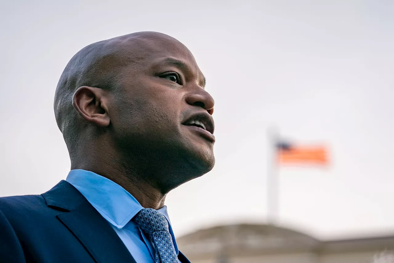 Wes Moore, in working to prevent Biden’s fall, is helping his own rise