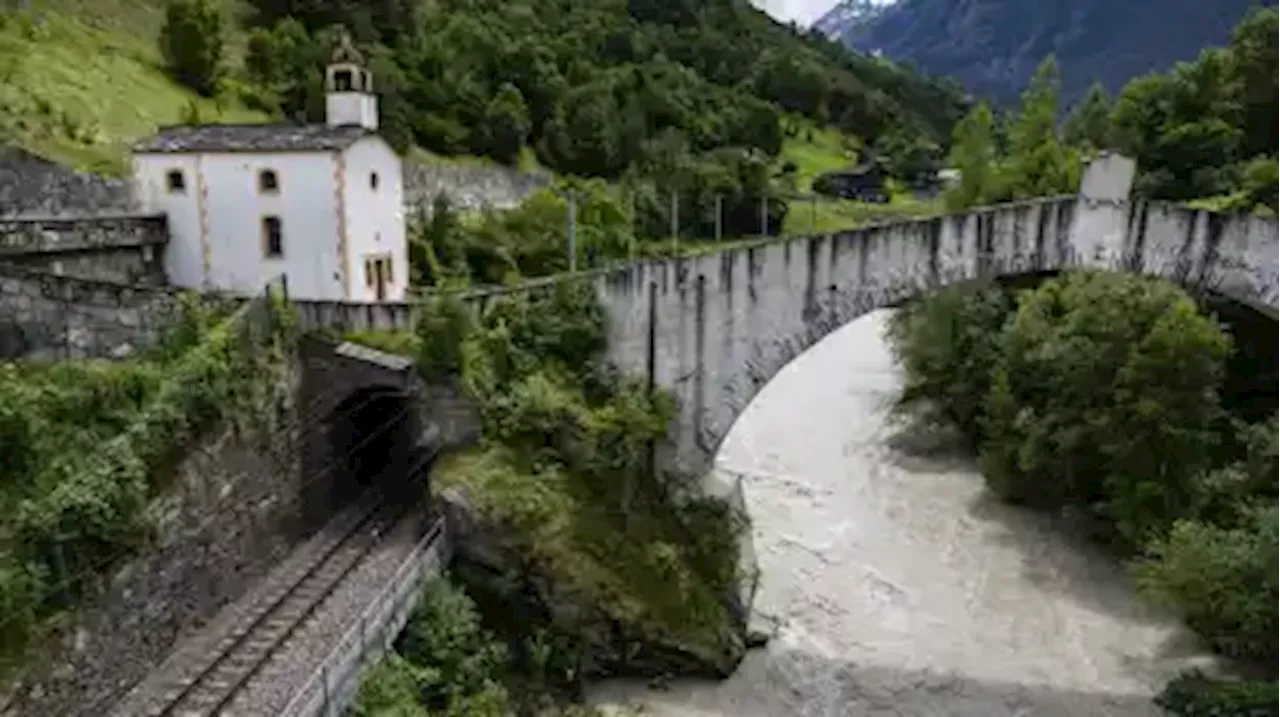 Nach Unwettern: Busse statt Bahnen nach Zermatt