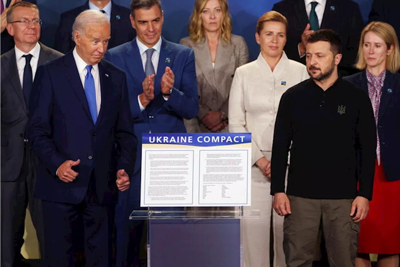 Biden presenta Zelensky come Putin, poi si corregge