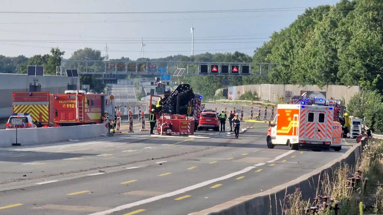 Verkehrschaos auf der A1 bei Dortmund: Gasaustritt aus Transporter