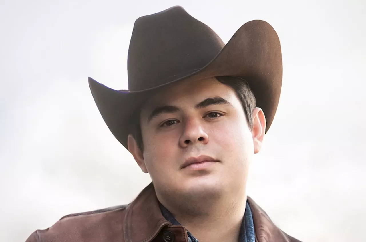 Alfredo Olivas Talks ‘Imaginación,’ His Norteño-Country Style, Collaborations & More