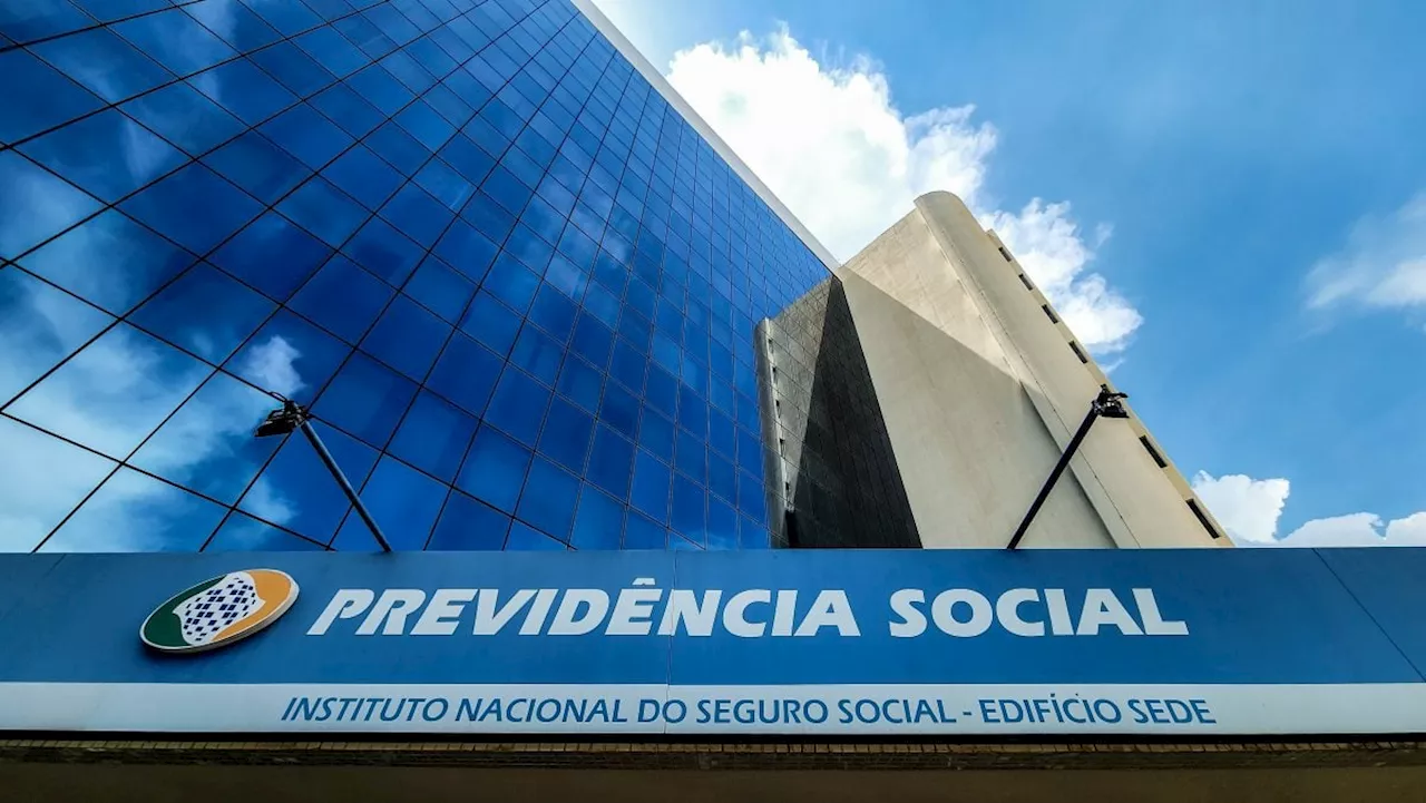 Funcionários do INSS entram em greve por reivindicação salarial