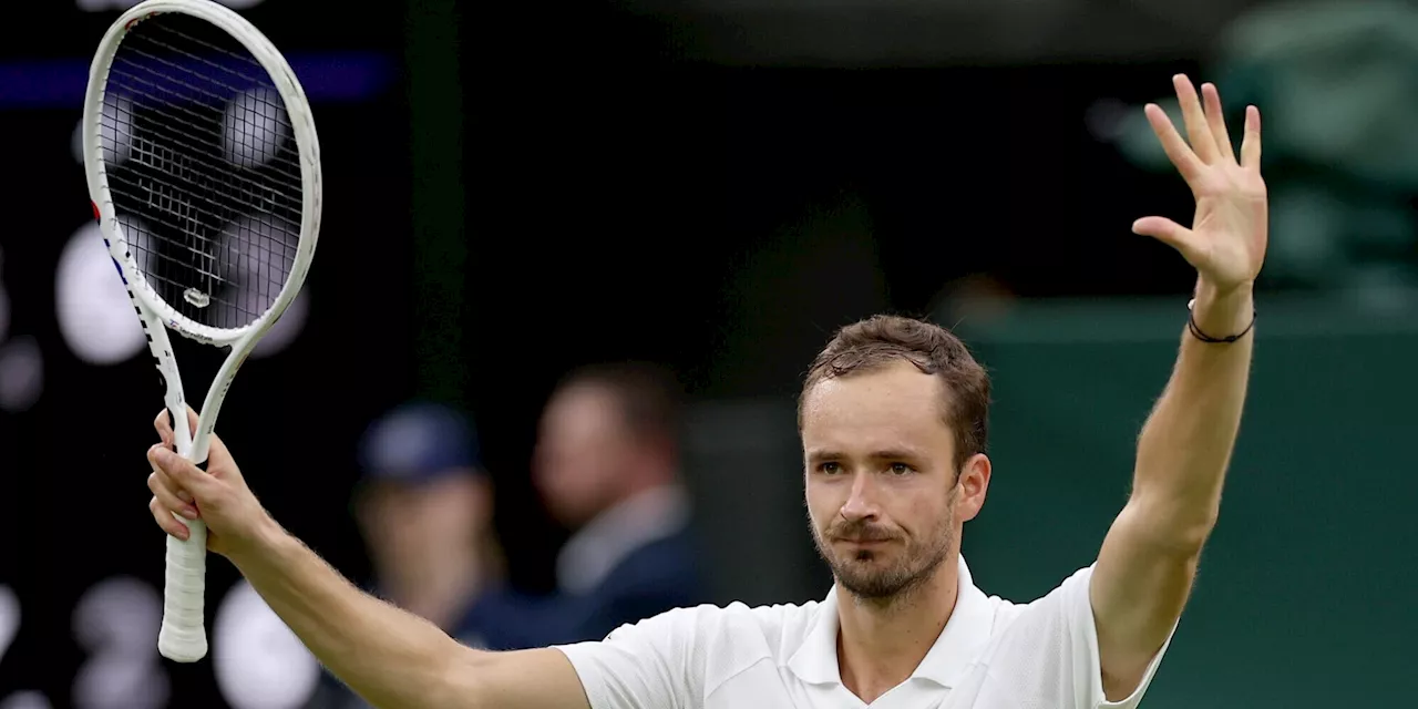 Medvedev, dopo Sinner c'è Alcaraz: le quote della semifinale di Wimbledon