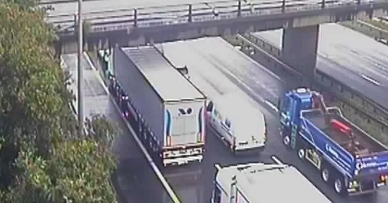 M62 closure update issued by Highways England after serious crash