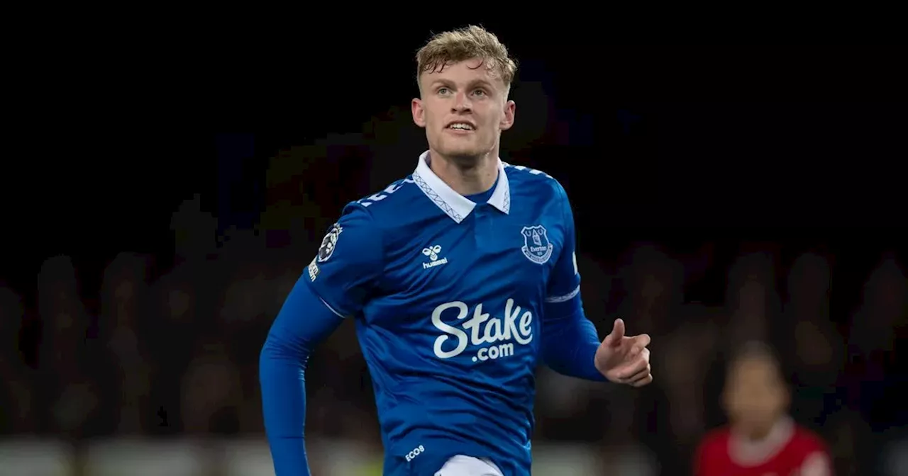 Man Utd sent £70m Jarrad Branthwaite Everton transfer warning by former hero